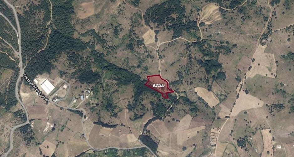 Orhaneli Göktepede Köye Yakın 10.300 M2 Tarla